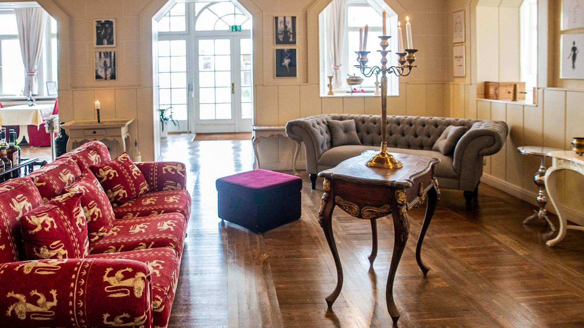 Meeressterne Schlossappartements Heringsdorf Buitenkant foto