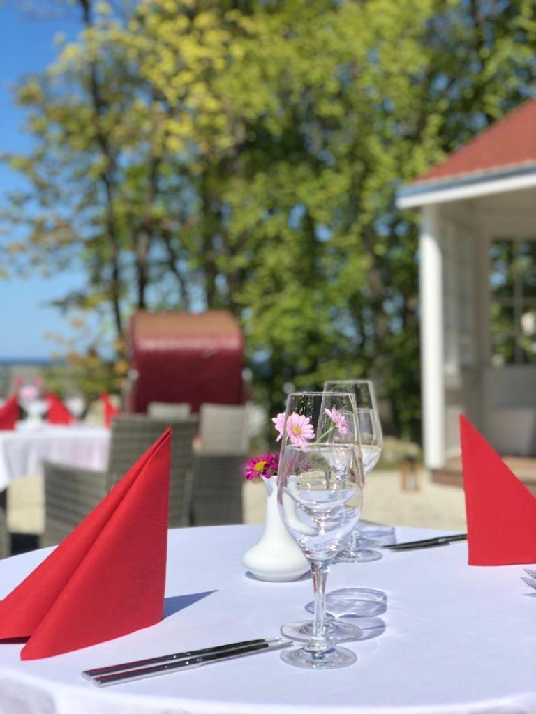 Meeressterne Schlossappartements Heringsdorf Buitenkant foto
